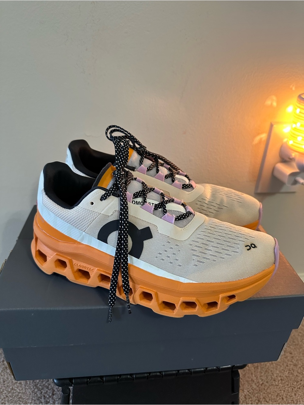 On Cloudmonster 1, Women's Cream and Orange Running Shoes. Size 9